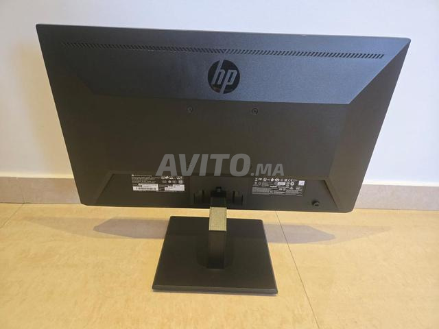 ÉCRAN 23,8 POUCES FULL HD HP P244 - 2