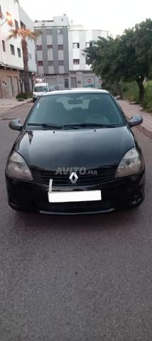 رينو كليو بنزين موديل 2012 - 2