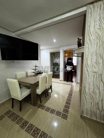 شقة 3 غرف نوم مفروشة بواجهتين مع تراس - 2