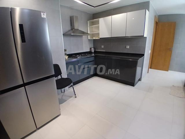 Appartement à louer 160 m à Rabat - image 3