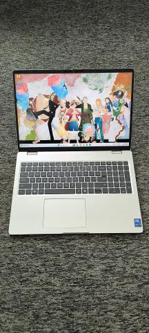 Dell Pro 16 Ultra 5 235U 16Go 512Go