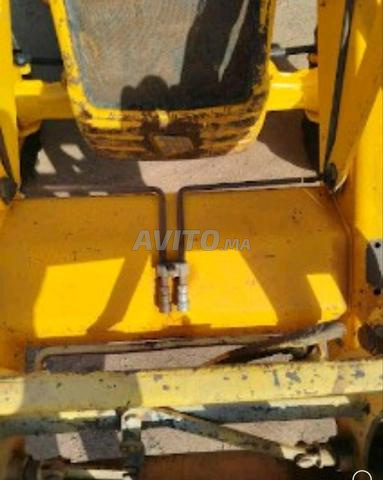 JCB 3cx modèle 98 avec fourche et lame - 2