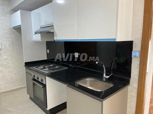 استوديو 51م2 قرب مستشفى الشيخ خليفة الدار البيضاء - 2