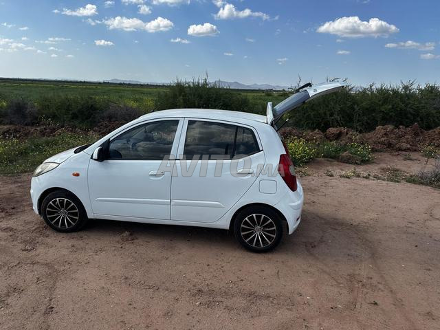 سيارة بحالة جيدة. - 2