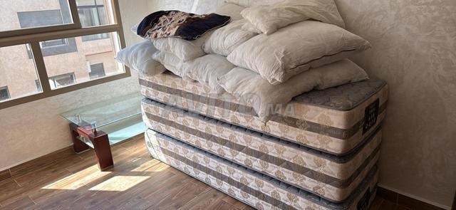 Lot complet (matelas/table/coussins) - 2