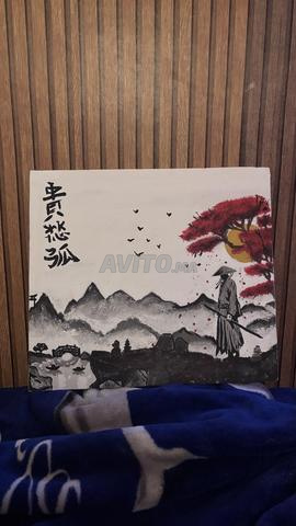 لوحة فنية مرسومة باليد طولها 50 سم وعرضها 55 سم