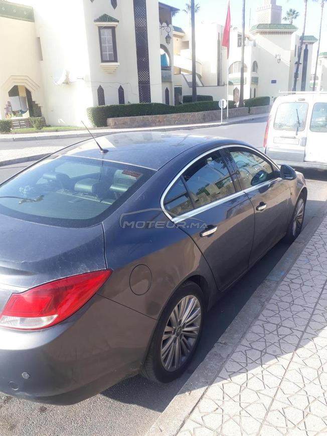Opel insigna modèle 2013 automatique 