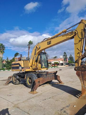 jcb 3cx كاتربيلر
