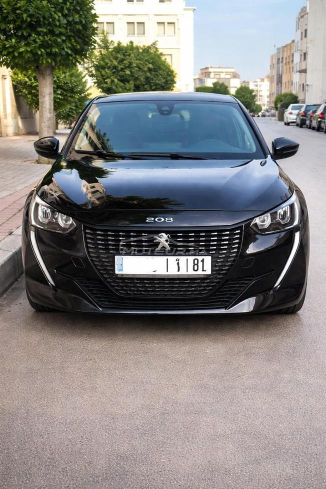 Peugeot 208 Diesel Manuelle fin 2021 à Fès