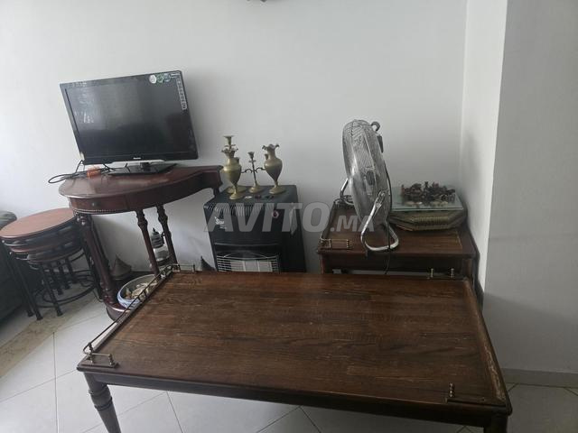 TV avec son meuble et autres meubles - 2