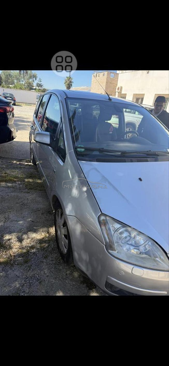 Ford - C max voiture diplomatic pour expatriés 