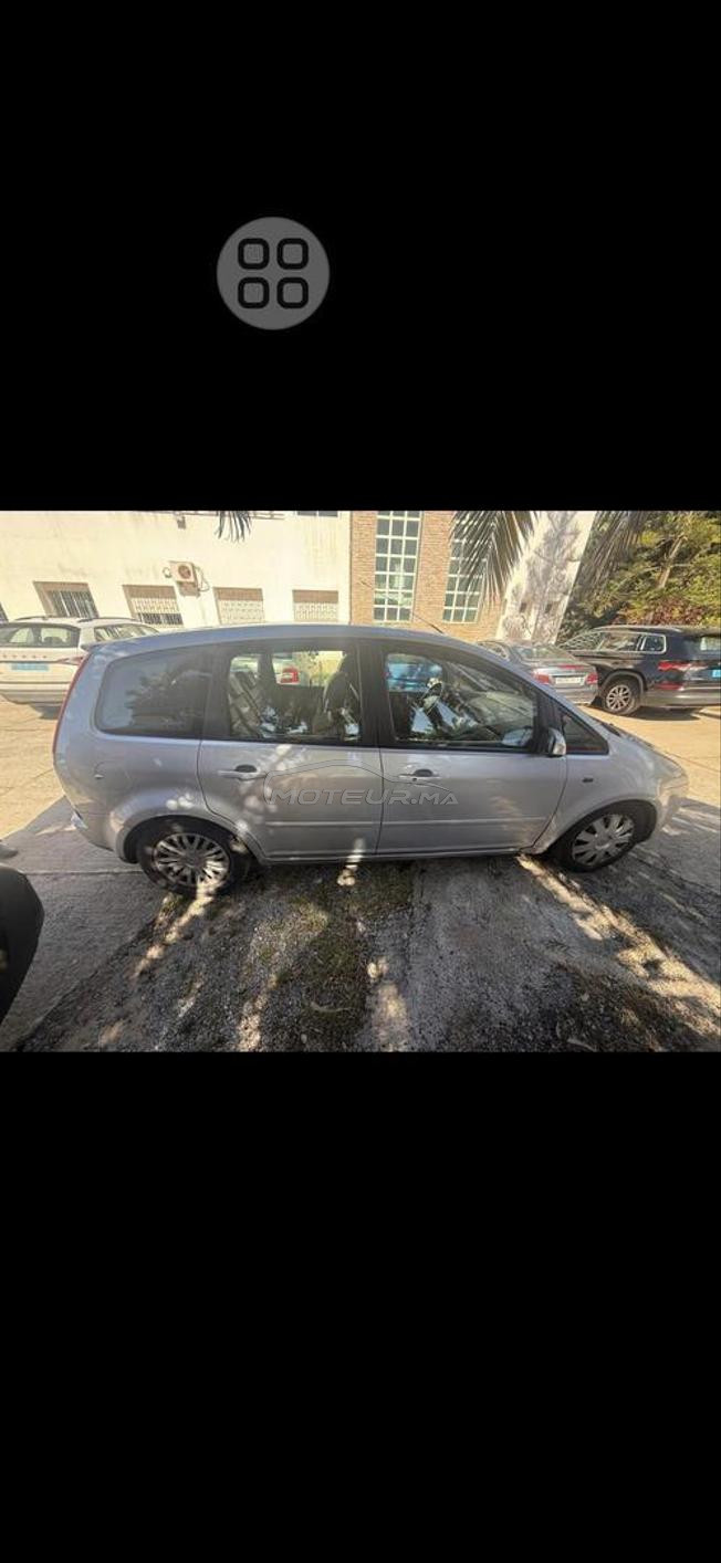 Ford - C max voiture diplomatic pour expatriés 
