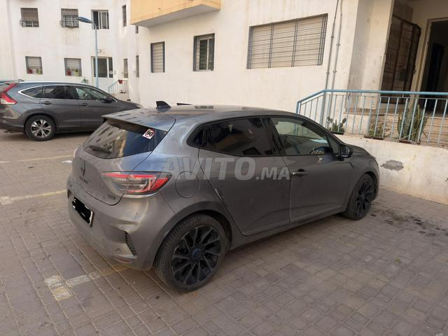 رينو كليو هايبرد أوتوماتيك 2025 في أغادير - 2