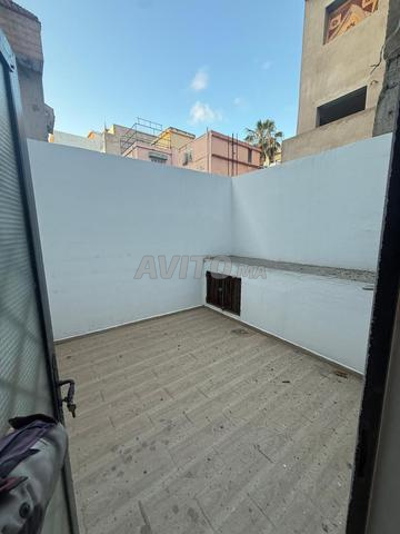 شقة بالطابق الأرضي للبيع – عين السبع - 2