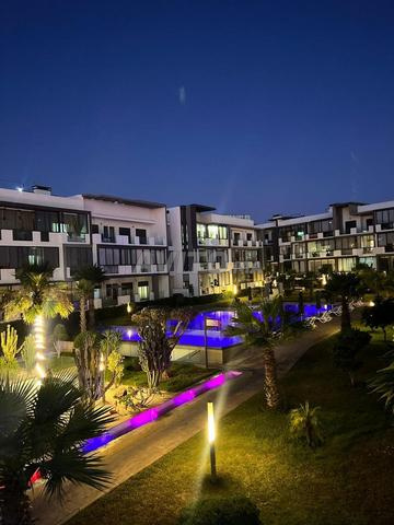 Appartement à louer à la journée à Dar Bouâzza, grande taille