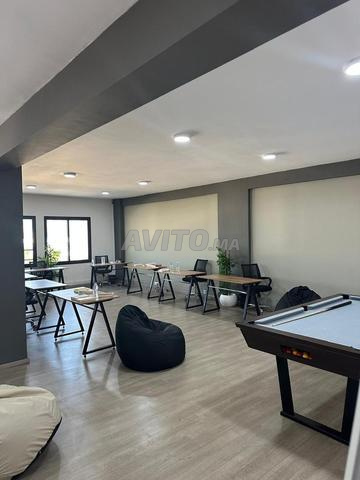 Plateau bureau propre 118m² à Casa Port