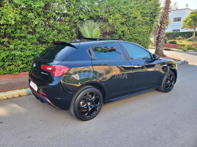 Alfa Romeo Giulietta diesel 2019 à Rabat - 2