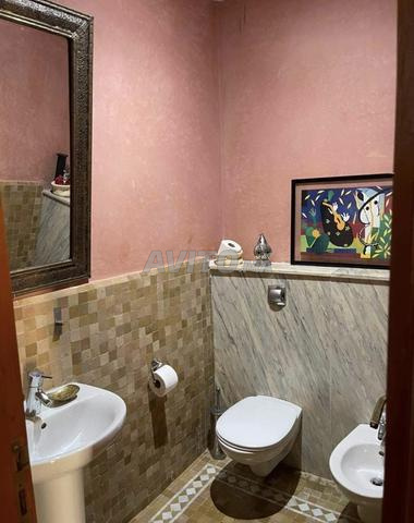 إقامة مغلقة - 2