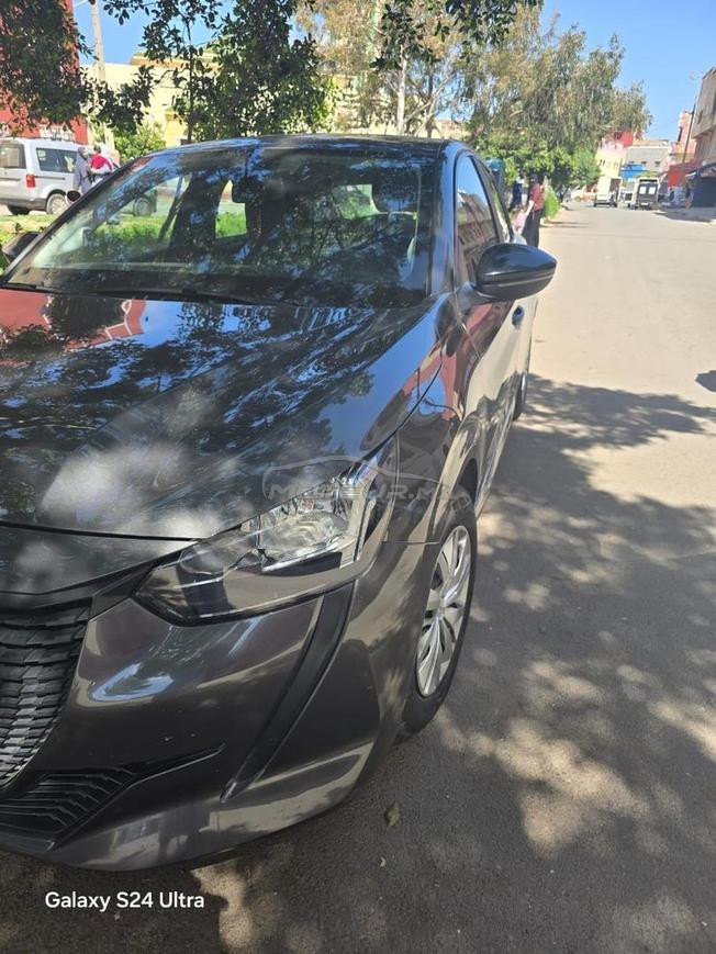 peugeot208