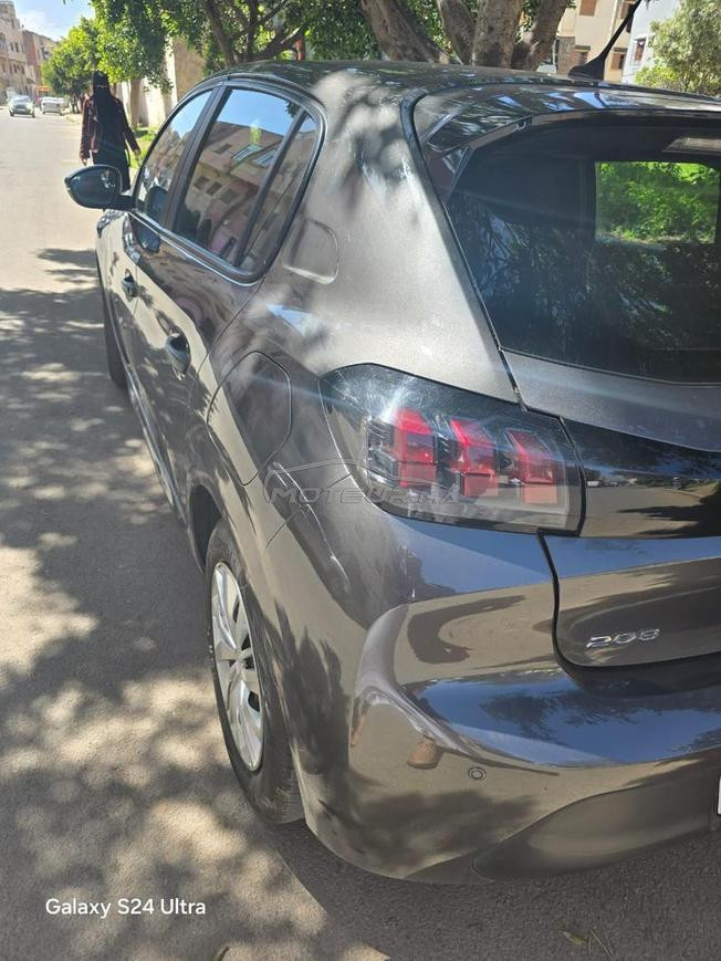 peugeot208