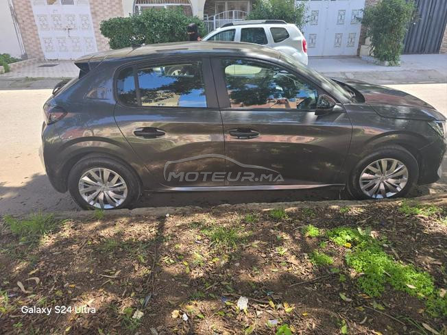 peugeot208