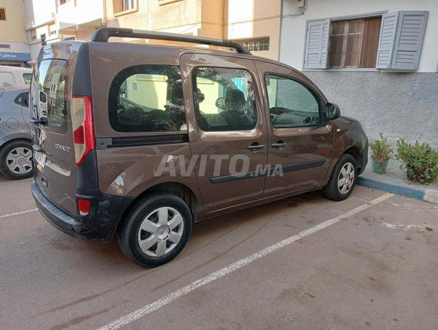 سيارة كونغو للبيع