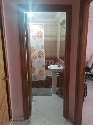 Studio vide ch salon balcon 50m2 à louer à Mers Sultan - image 5