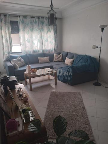 Studio vide ch salon balcon 50m2 à louer à Mers Sultan - image 4