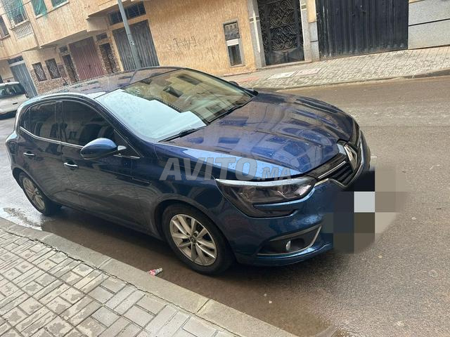 ميغان 4 جميلة للبيع أوتوماتيكية - 2