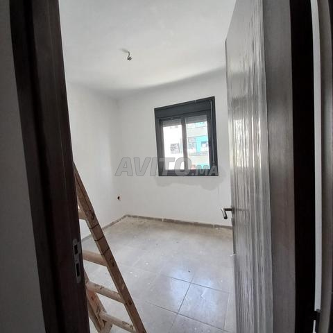 Appartement balcon ascenseur vue sur la rue - 2