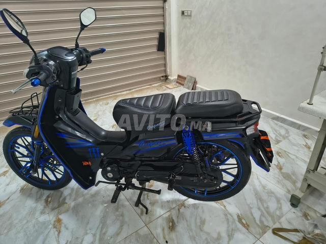 Moteur à vendre prix négociable bienvenue