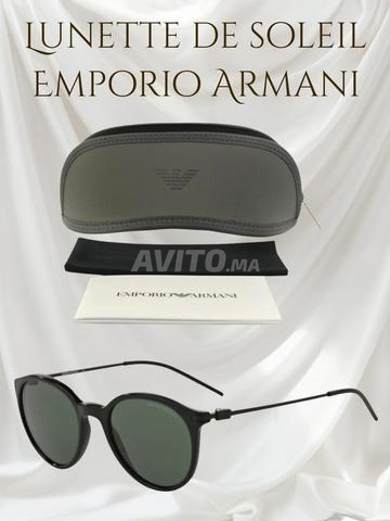 Lunette de soleil Emporio Armani EA4050