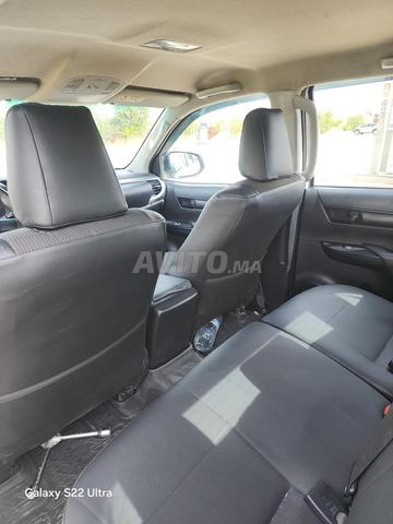 سيارة هايلكس باقية نقية من المالك الأصلي