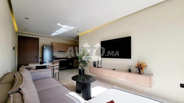 Studio Meublé avec Terrasse Palmier – CS180942 - 2