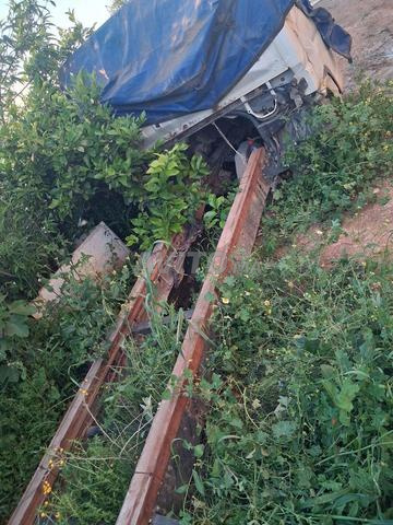 كاروسري ريدل، ساسي لا كابين، أفيري - 2