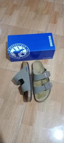 بيركنستوك أريزونا أصلية مقاس 41 جديدة - 2