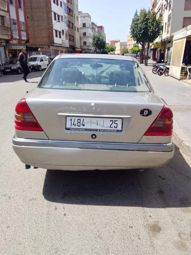 mercedes Benz 