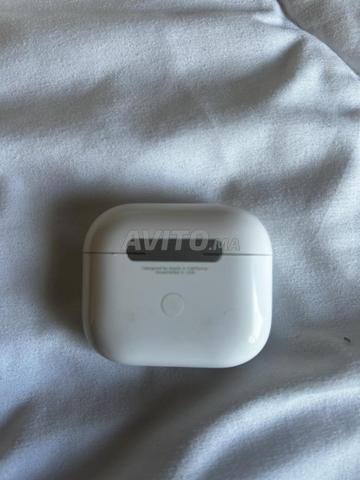 إيربودز 3 أصلية