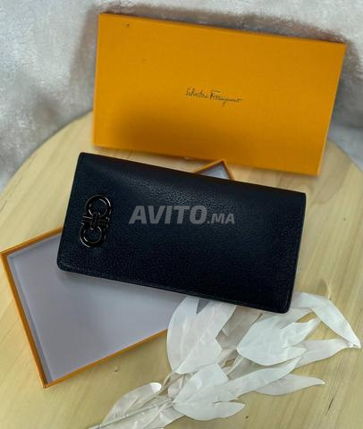 محفظة وحامل بطاقات أنيق - 2