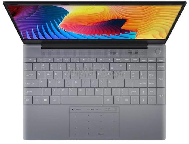 كمبيوتر محمول فائق النحافة 256SSD 8GB كالجديد 2024 - 2