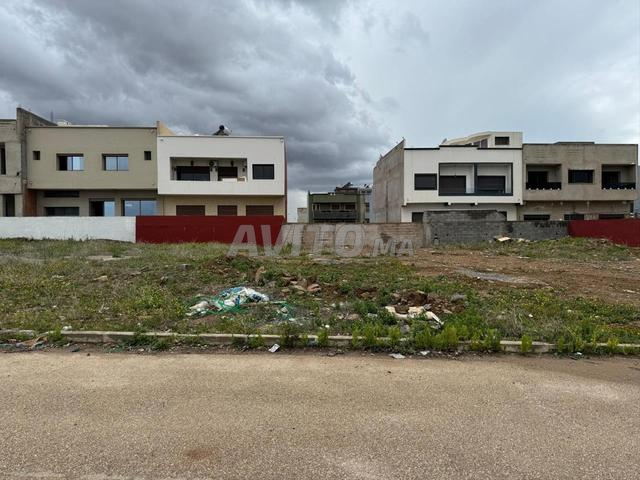 أرض منطقة فيلا، موقع جيد، لمزيد من المعلومات اتصل بي