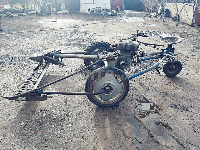Faucheuse motorisée à vendre - 2