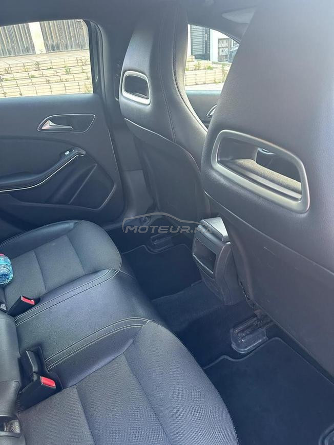 Mercedes-Benz 180 Diesel Automatique 2016 à Temara