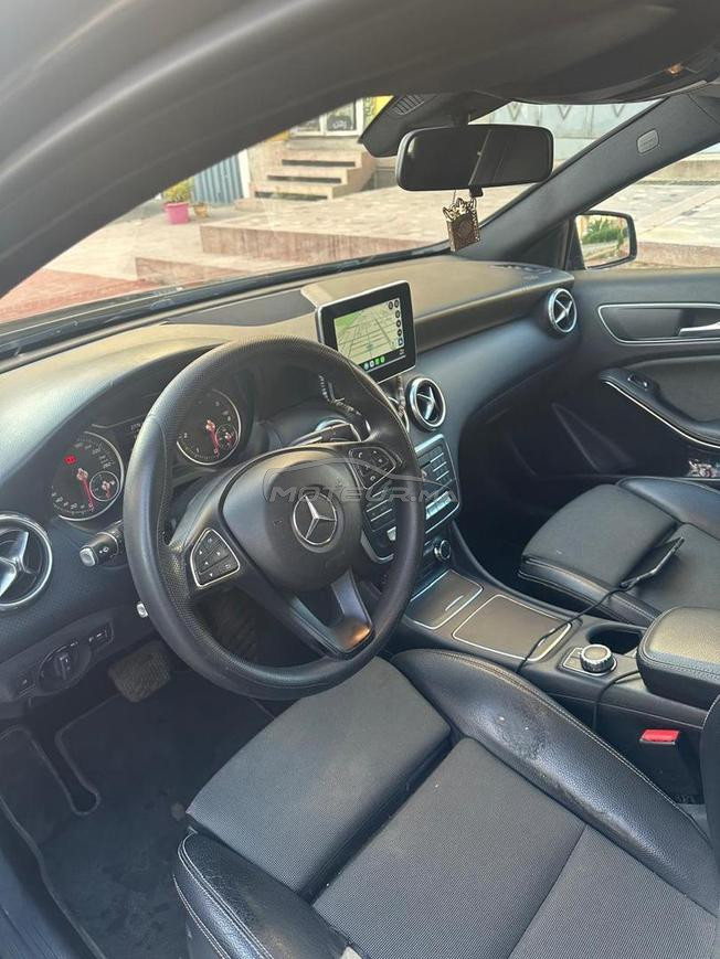 Mercedes-Benz 180 Diesel Automatique 2016 à Temara