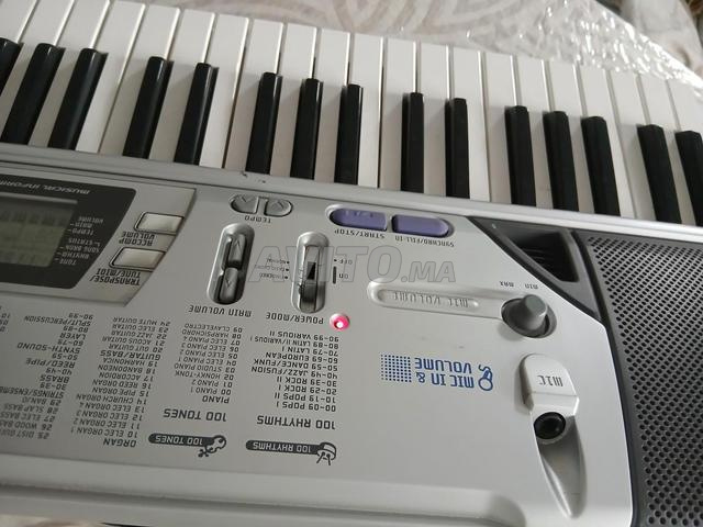 Piano Casio 61 touches - 2