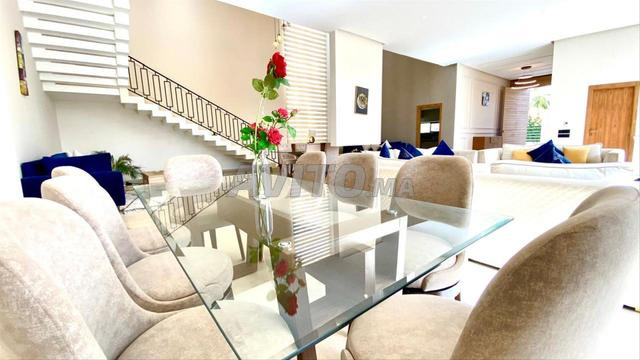 فيلا رائعة مفروشة للإيجار طويل الأمد - 2