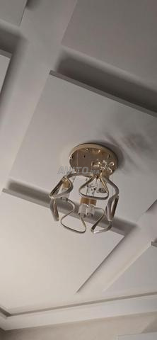 مصابيح معلقة