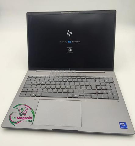 HP ZBook8 G1i 16 U7 255H 16 512 NVIDIA RTX 500 ada