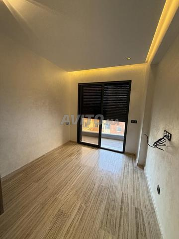 Studio à louer à côté de clinique chikh khalifa - 2