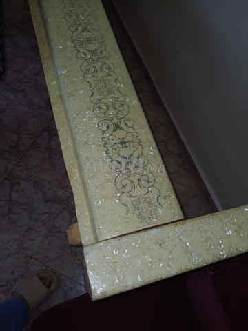 Vente 05 banquettes et table - 2